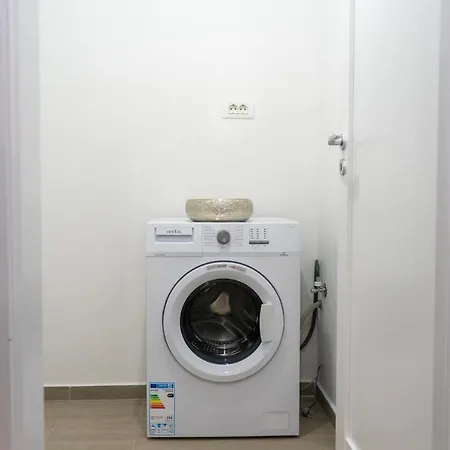 Apartment Plaza *
